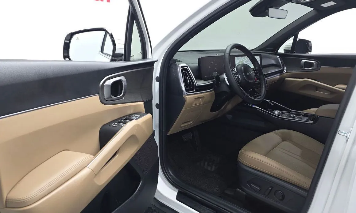 Kia Sorento — фото 8