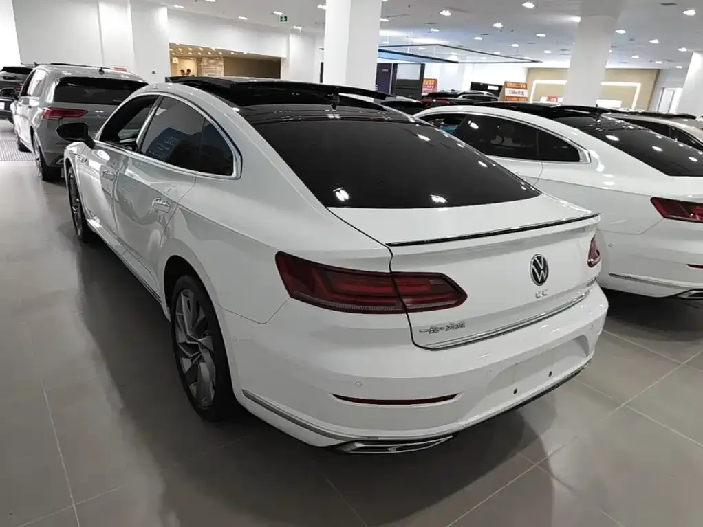 Volkswagen CC — фото 8
