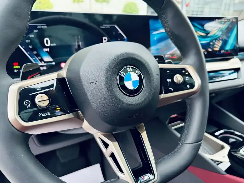 BMW 5 Series — фото 2