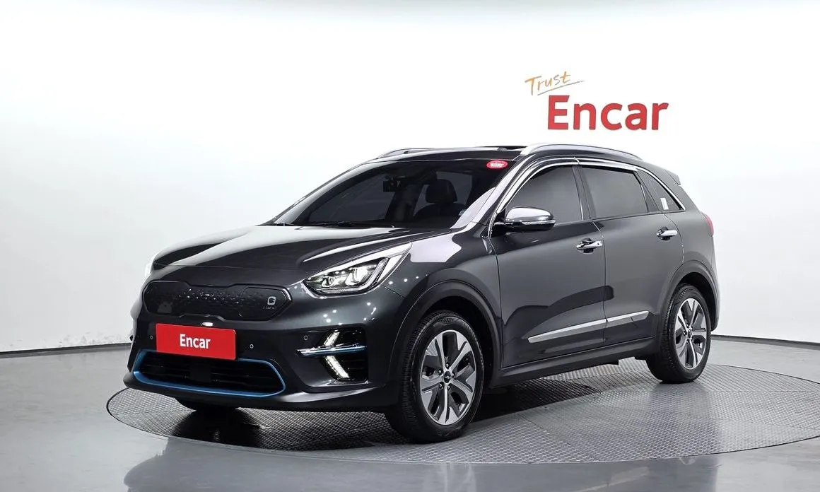 Kia Niro — фото 1