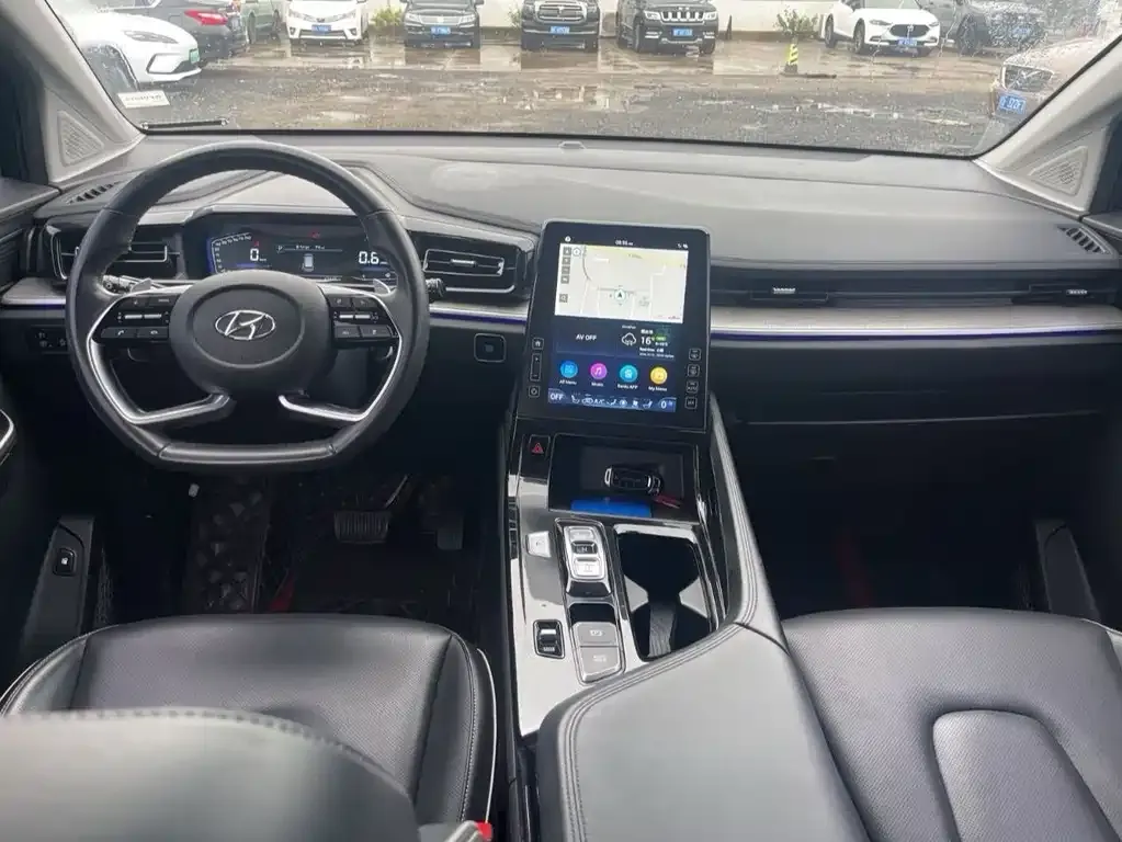 Hyundai Custo — фото 3
