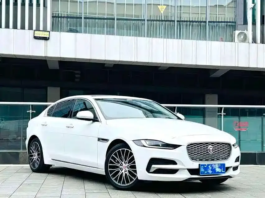 Jaguar XEL — фото 2