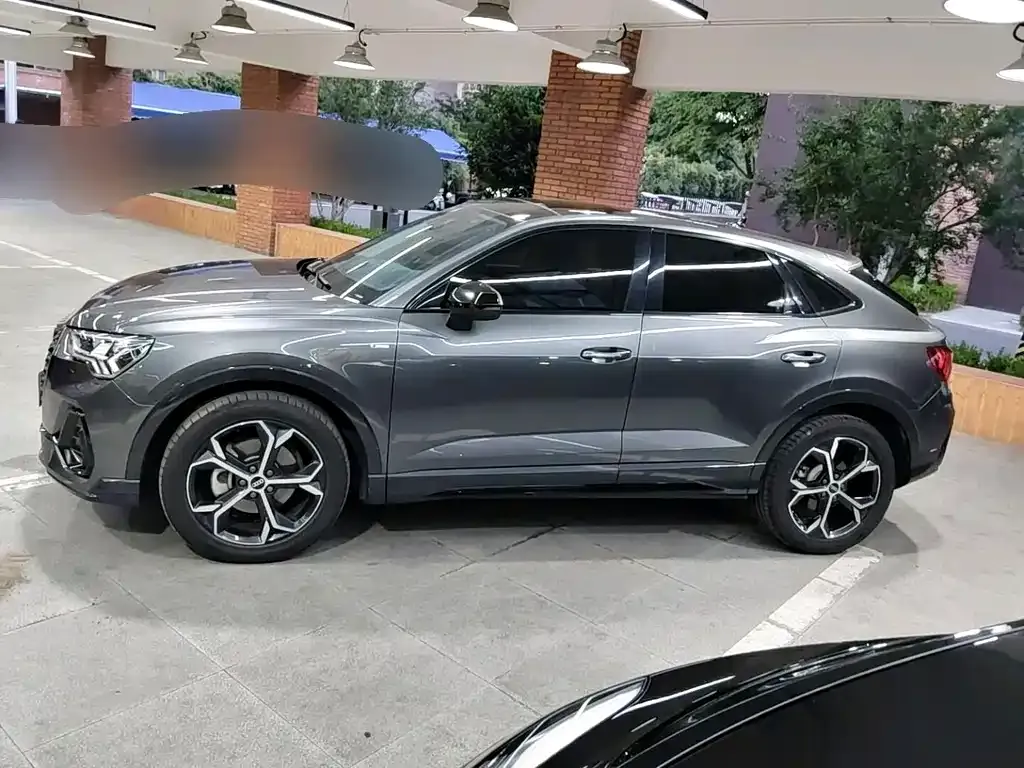 Audi Q3 Sportback — фото 6
