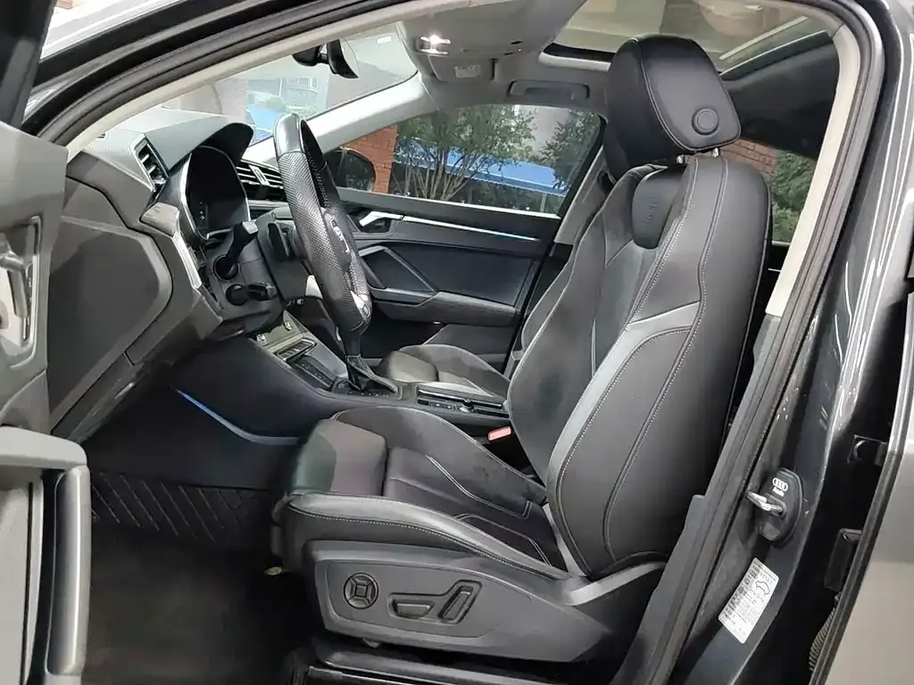 Audi Q3 Sportback — фото 4
