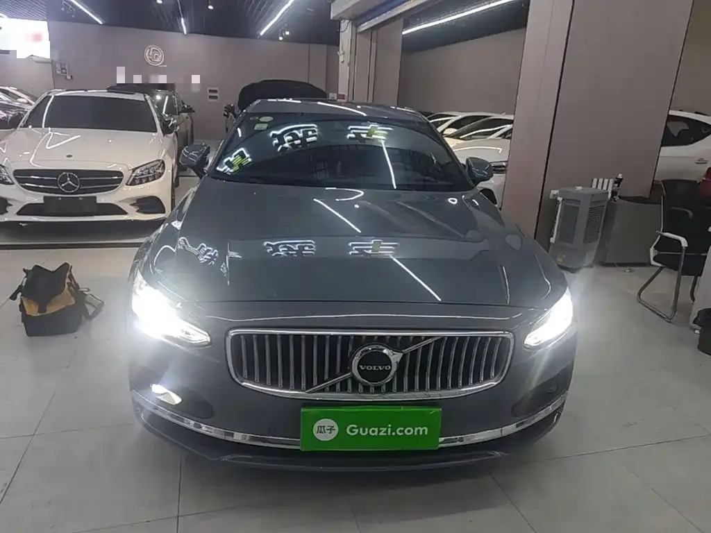 Volvo S90 — фото 4
