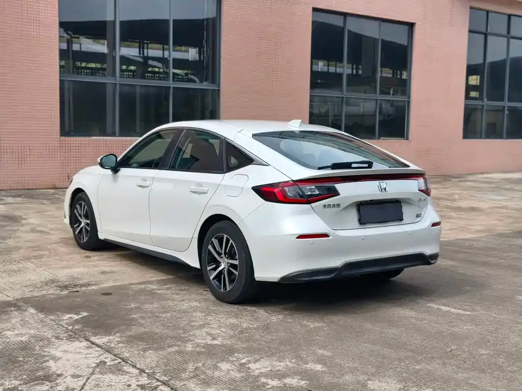 Honda Civic — фото 3