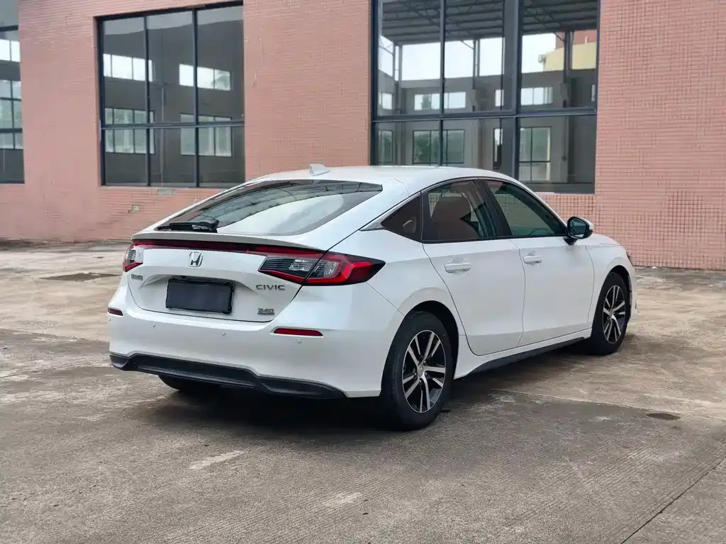 Honda Civic — фото 8