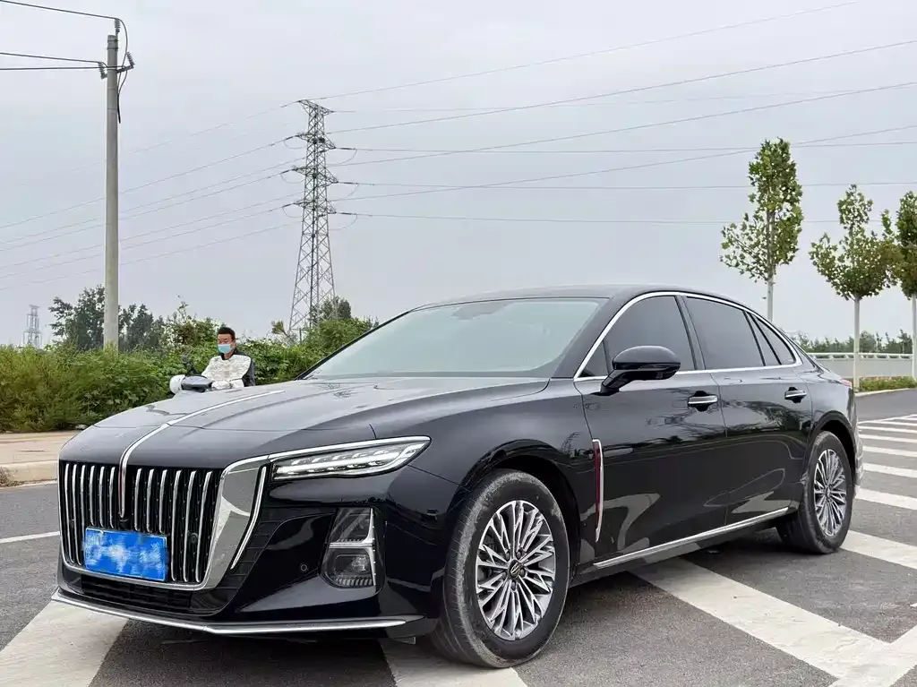 Hongqi H5 — фото 1