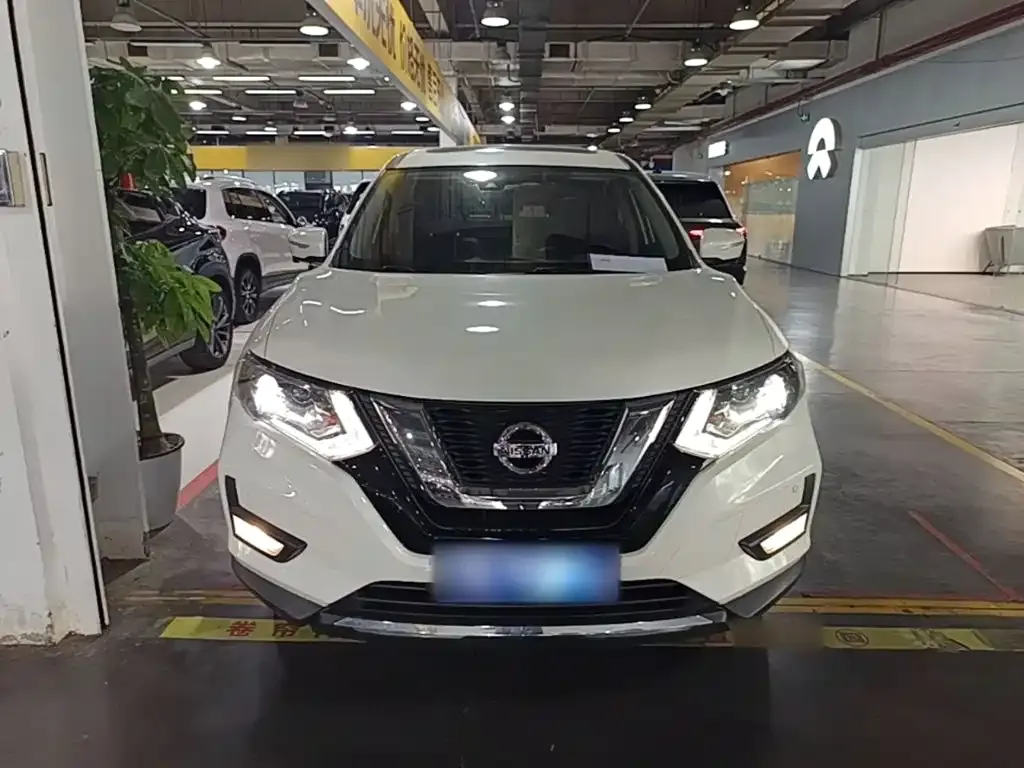 Nissan X-Trail — фото 5