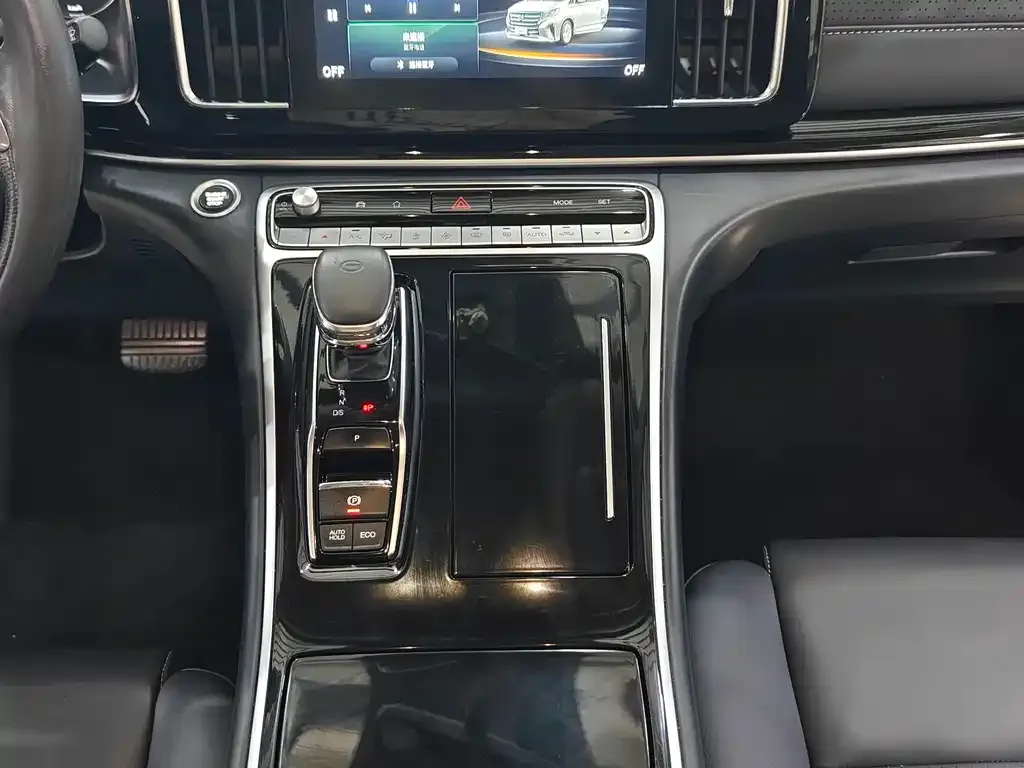 GAC Motor Trumpchi M8 — фото 2