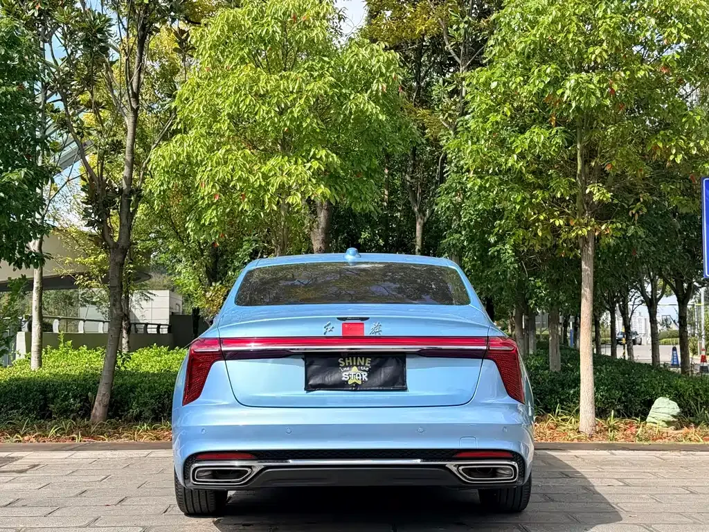 Hongqi H5 — фото 4