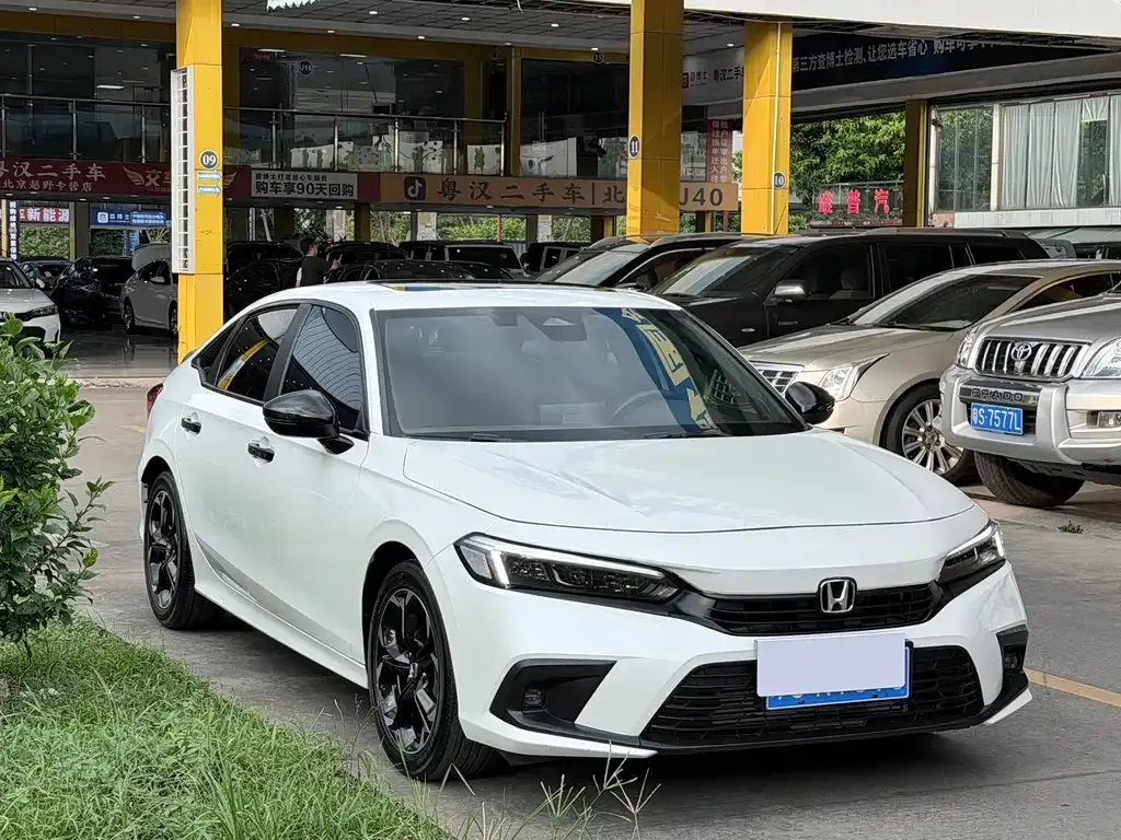 Honda Civic — фото 8