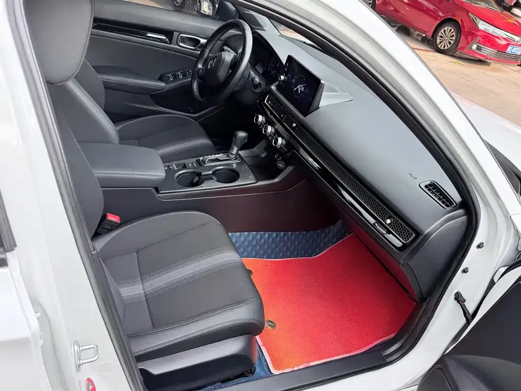 Honda Civic — фото 4