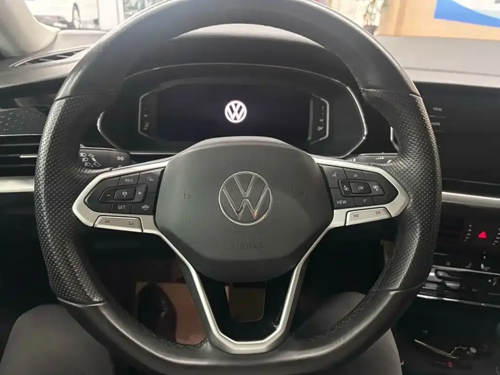 Volkswagen Passat — фото 3