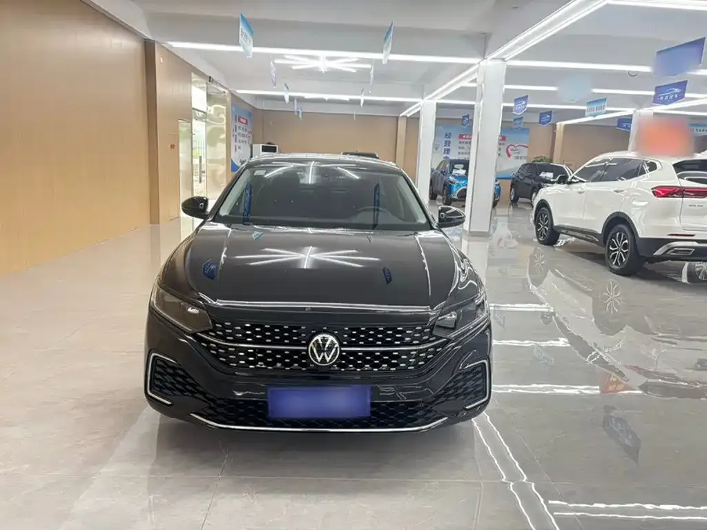 Volkswagen Passat — фото 9
