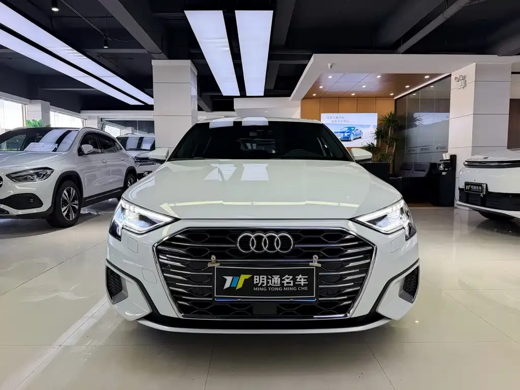 Audi A3 — фото 2