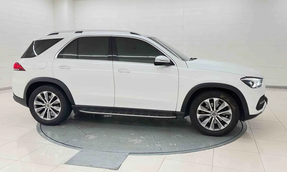 Mercedes-Benz GLE-Class — фото 10
