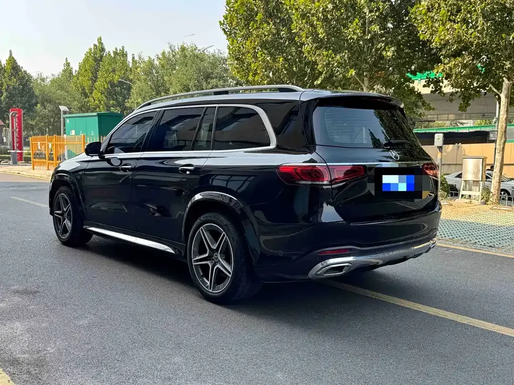 Mercedes-Benz GLS — фото 9