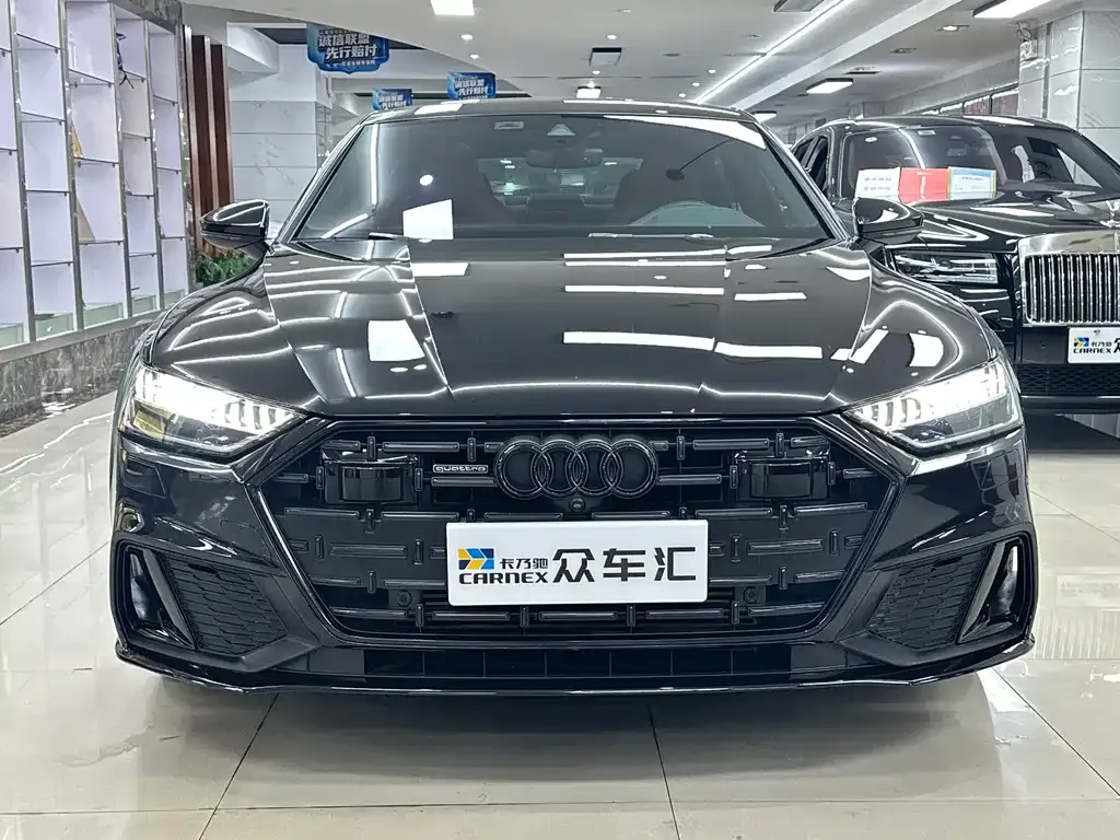 Audi A7L — фото 10