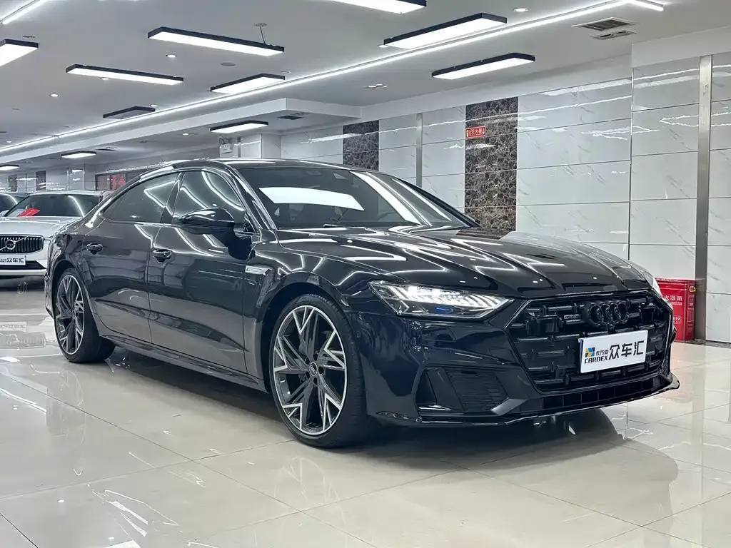 Audi A7L — фото 8