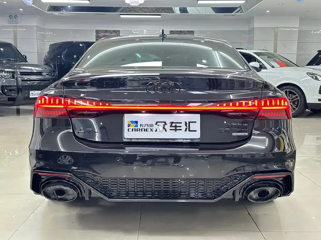 Audi A7L — фото 3