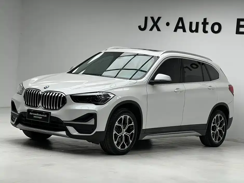 BMW X1 — фото 1