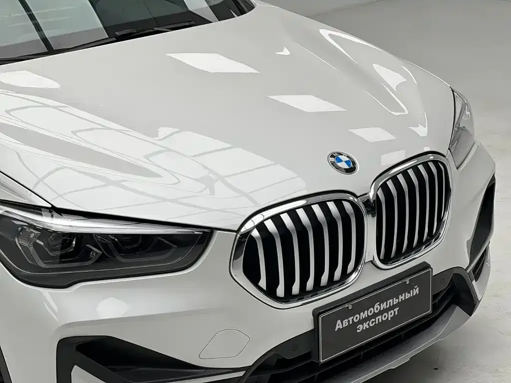 BMW X1 — фото 6