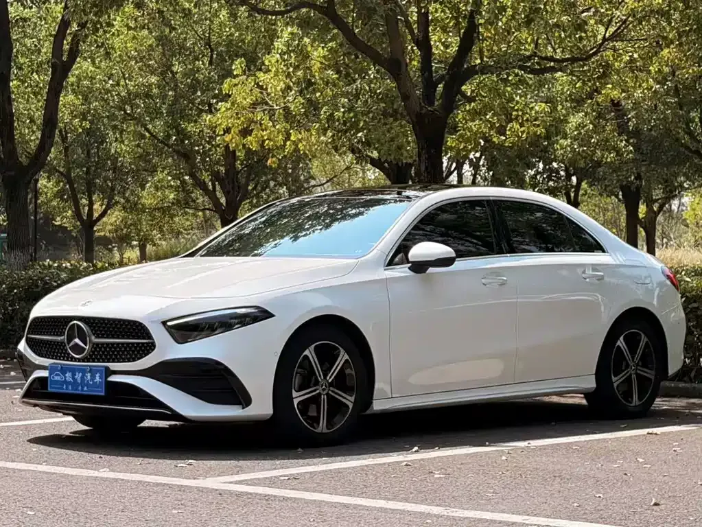 Mercedes-Benz A-Class — фото 1