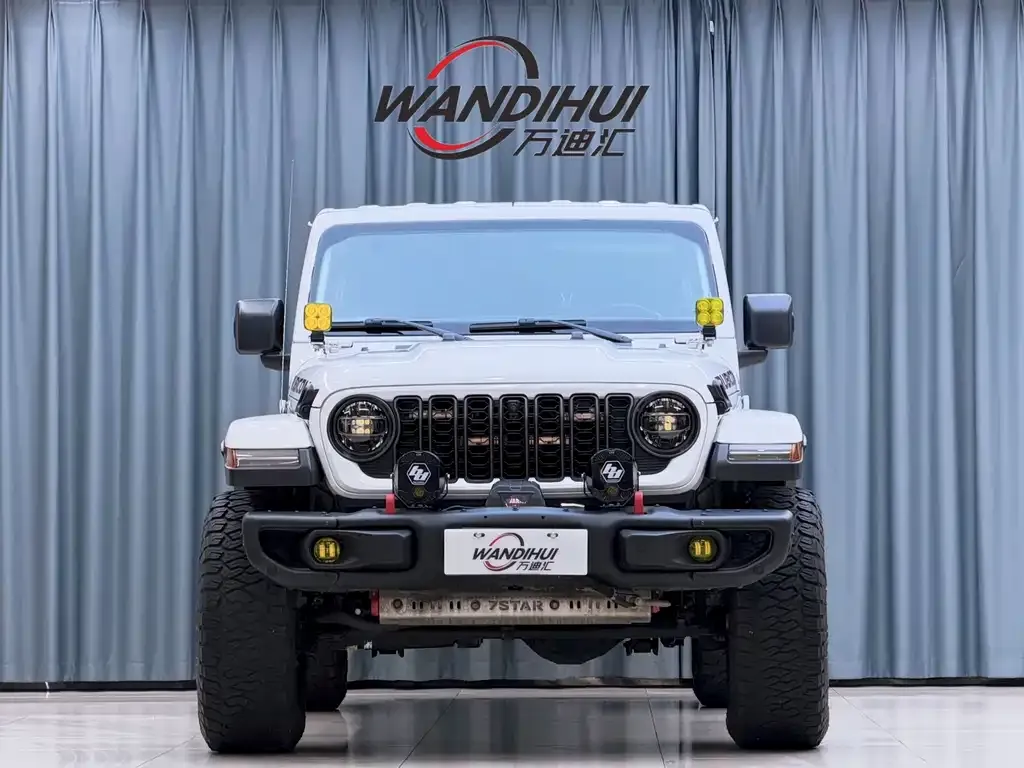 Jeep Wrangler — фото 4