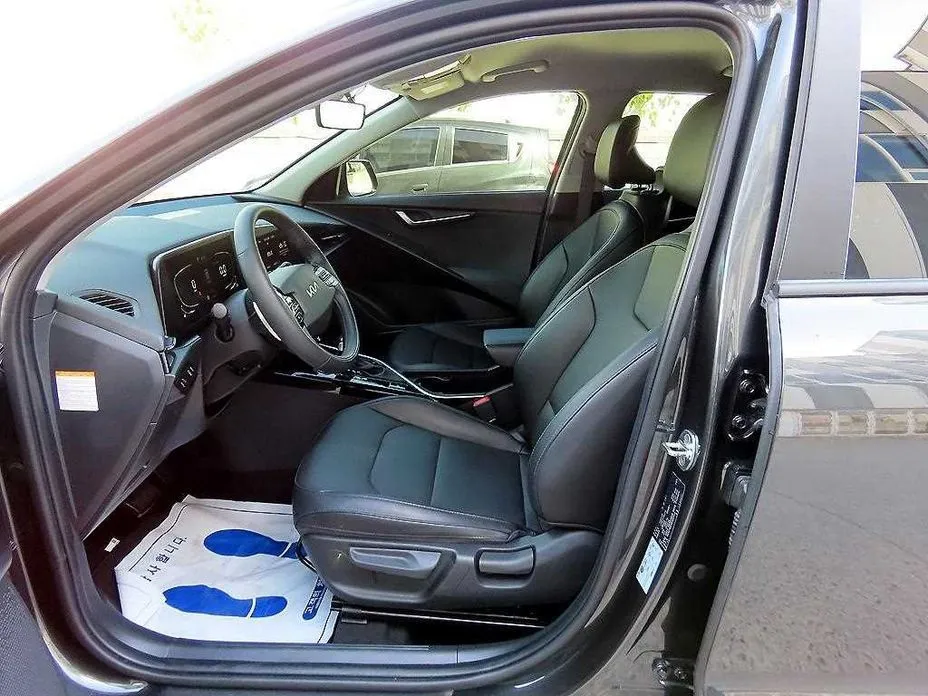 Kia Niro — фото 10