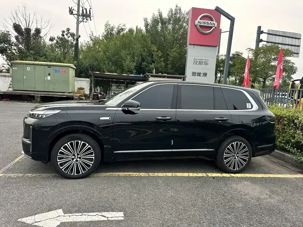Geely Galaxy M9 — фото 8