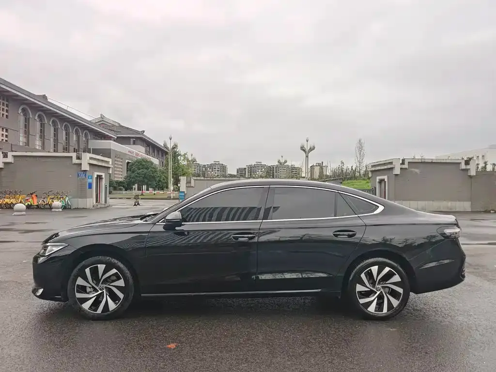 Volkswagen Passat — фото 2
