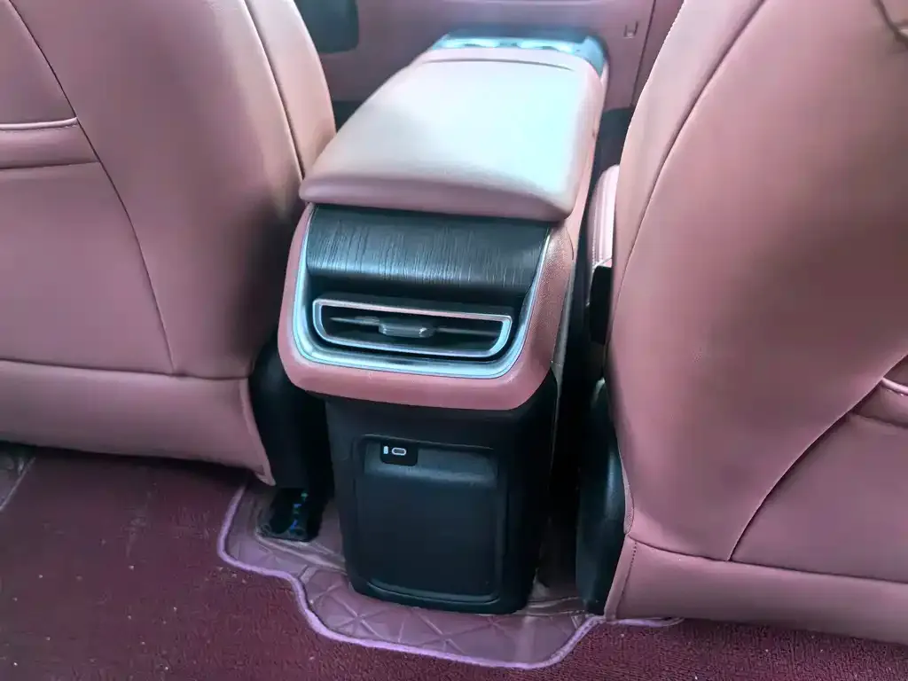 Changan CS75 PLUS — фото 9