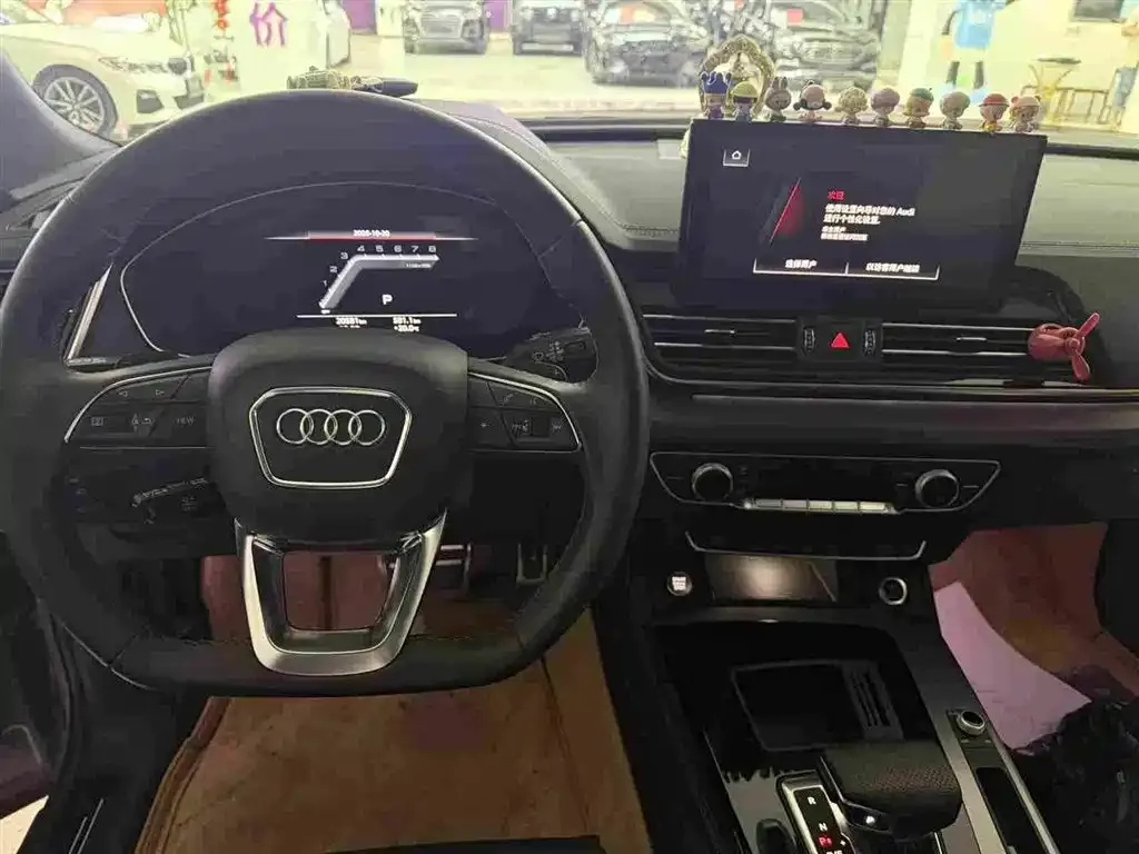 Audi Q5L Sportback — фото 3