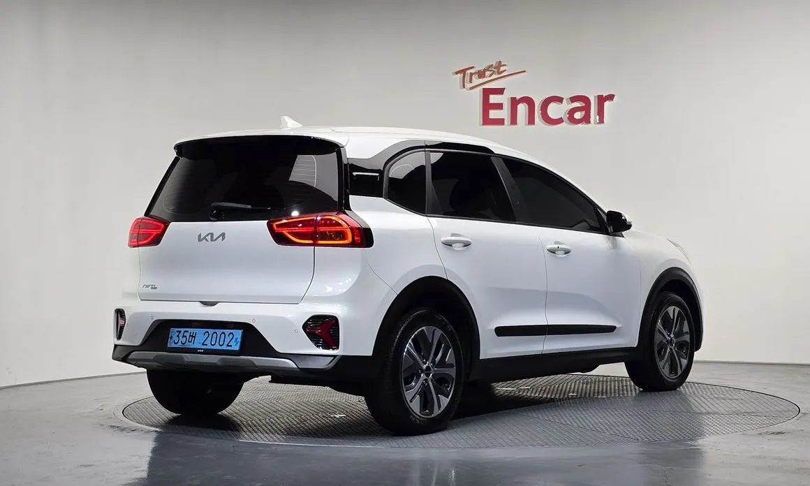 Kia Niro — фото 6