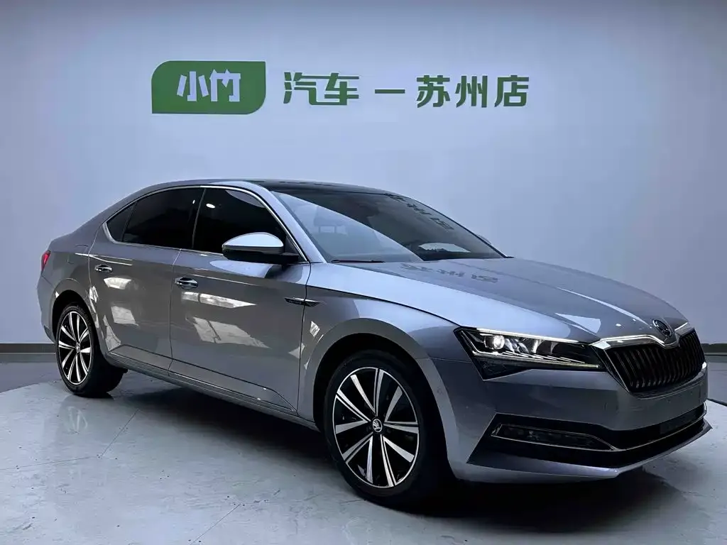 Skoda Superb — фото 4