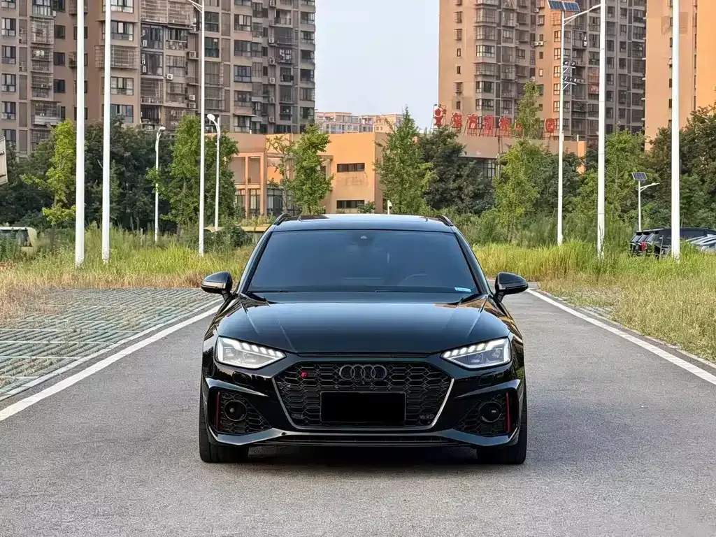 Audi S4 — фото 5