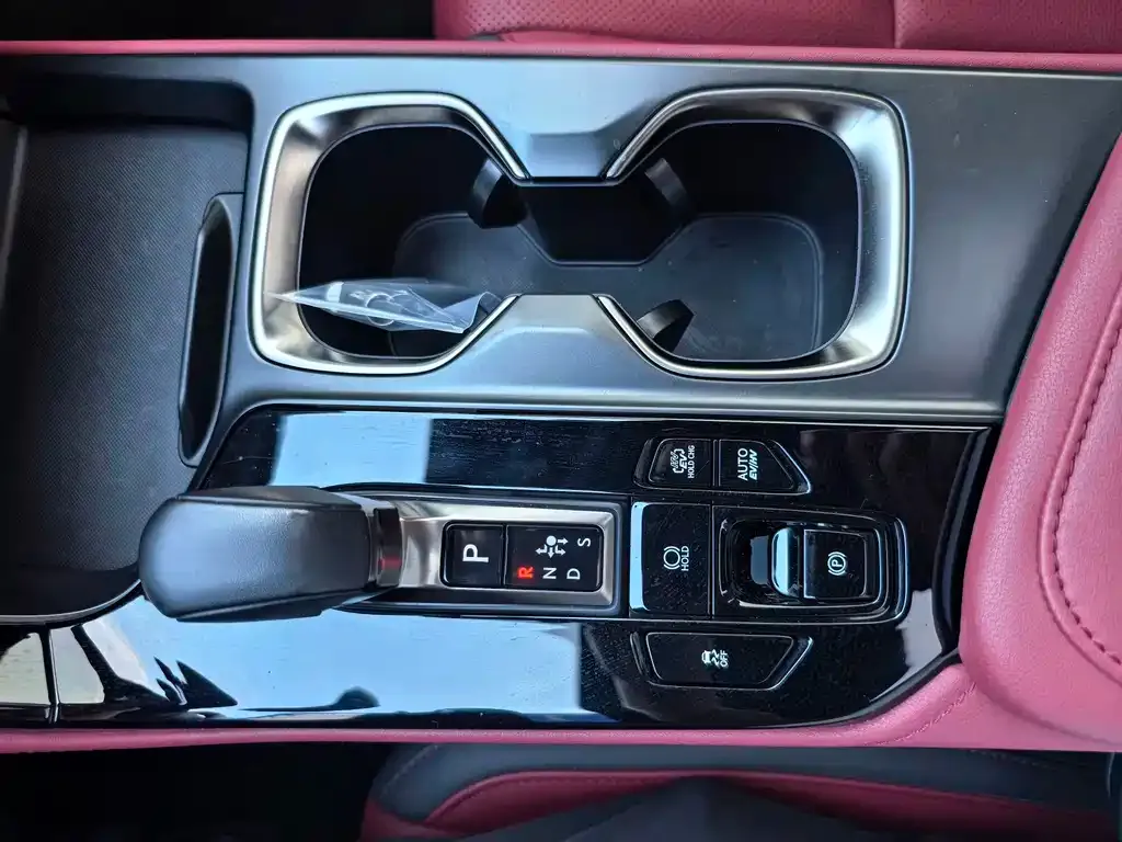 Lexus NX New Energy — фото 8