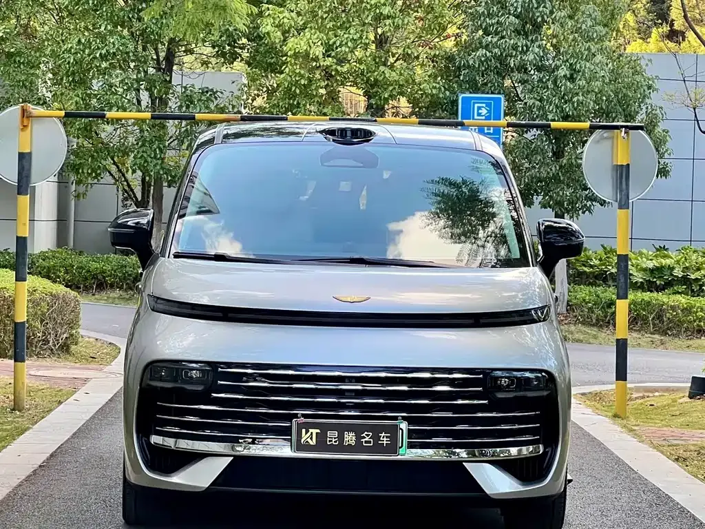 Geely Galaxy V900 — фото 10