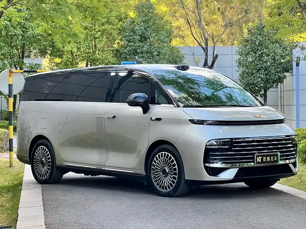 Geely Galaxy V900 — фото 5