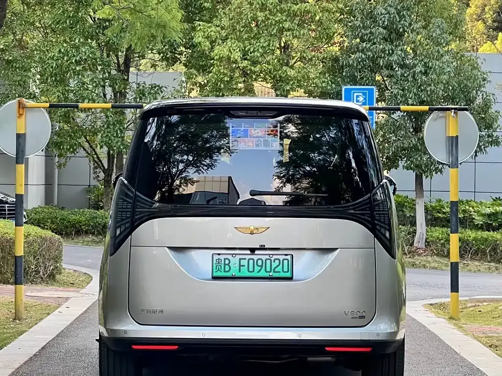 Geely Galaxy V900 — фото 7