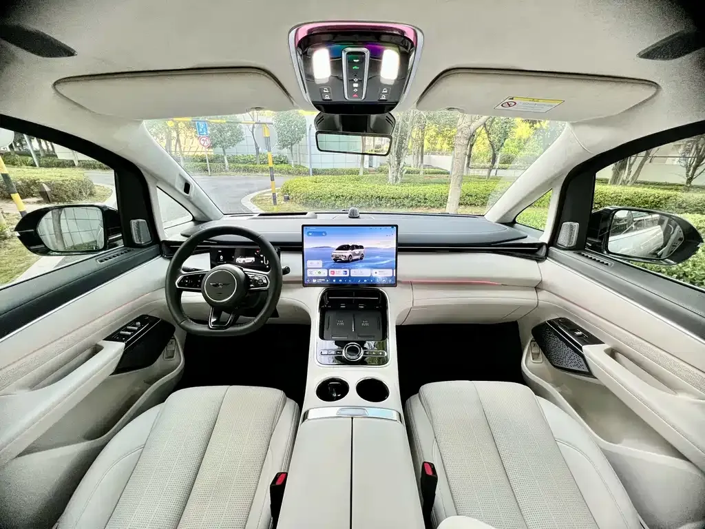 Geely Galaxy V900 — фото 3