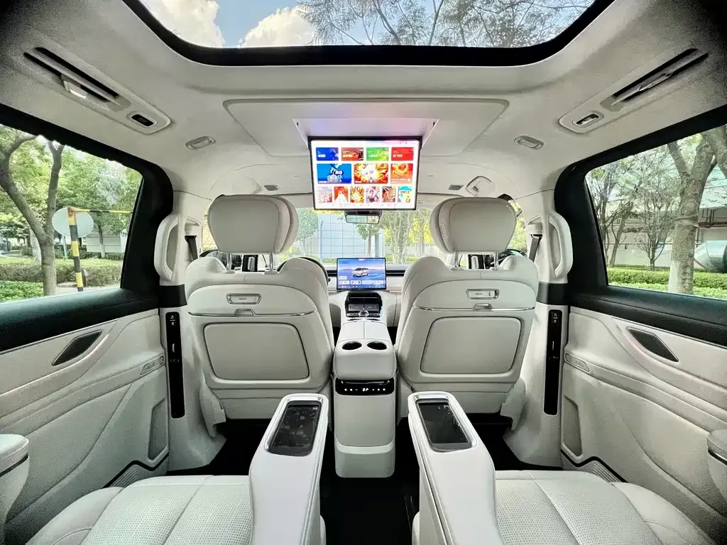 Geely Galaxy V900 — фото 4