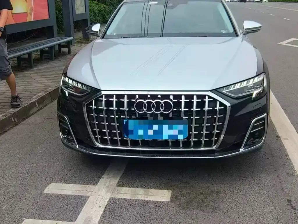 Audi A8 — фото 4