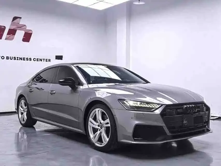 Audi A7L — фото 6