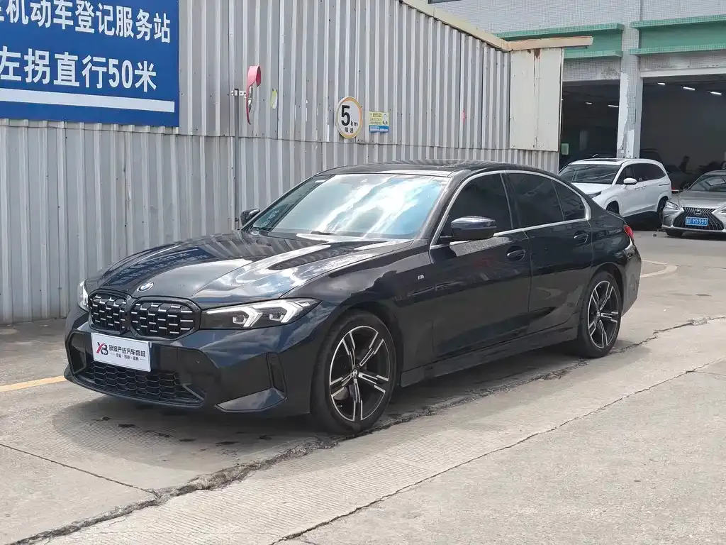 BMW 3 Series — фото 1