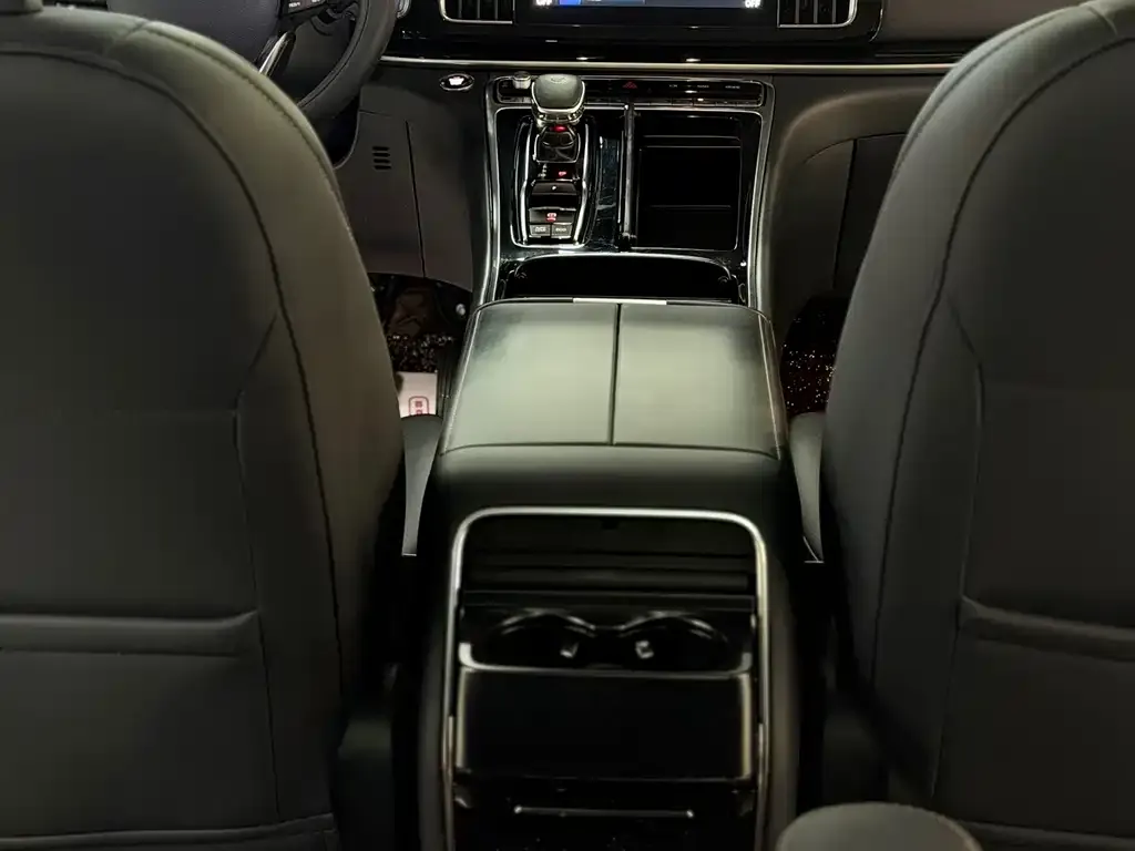 GAC Motor Trumpchi M8 — фото 2