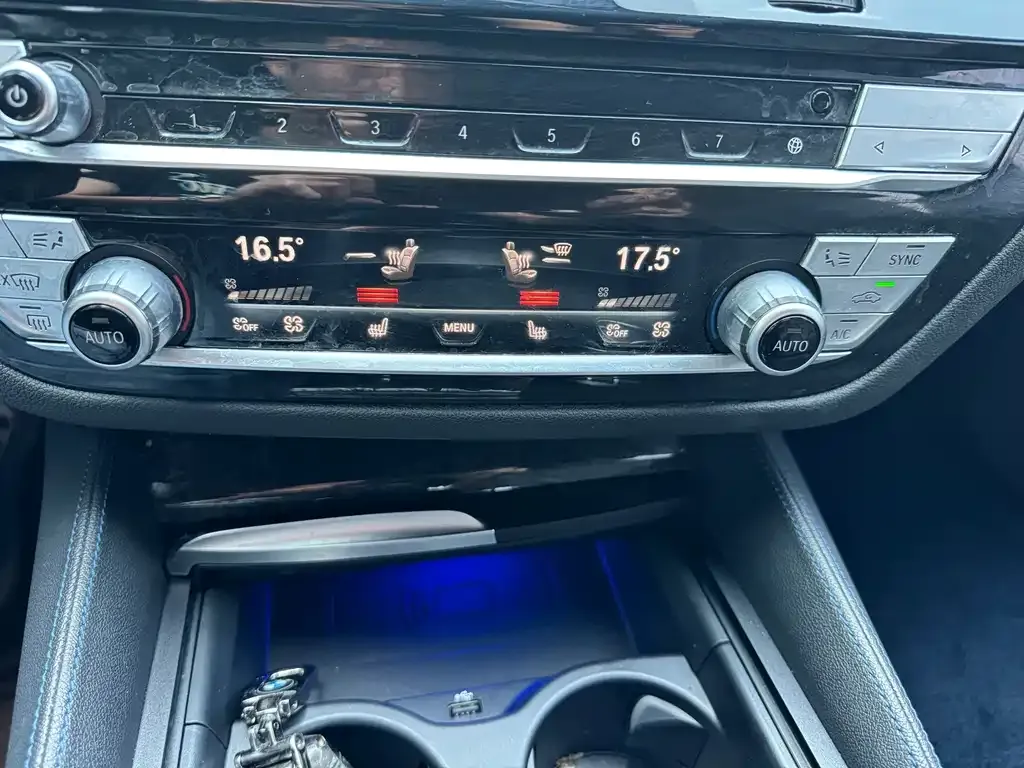 BMW 6 Series GT — фото 10