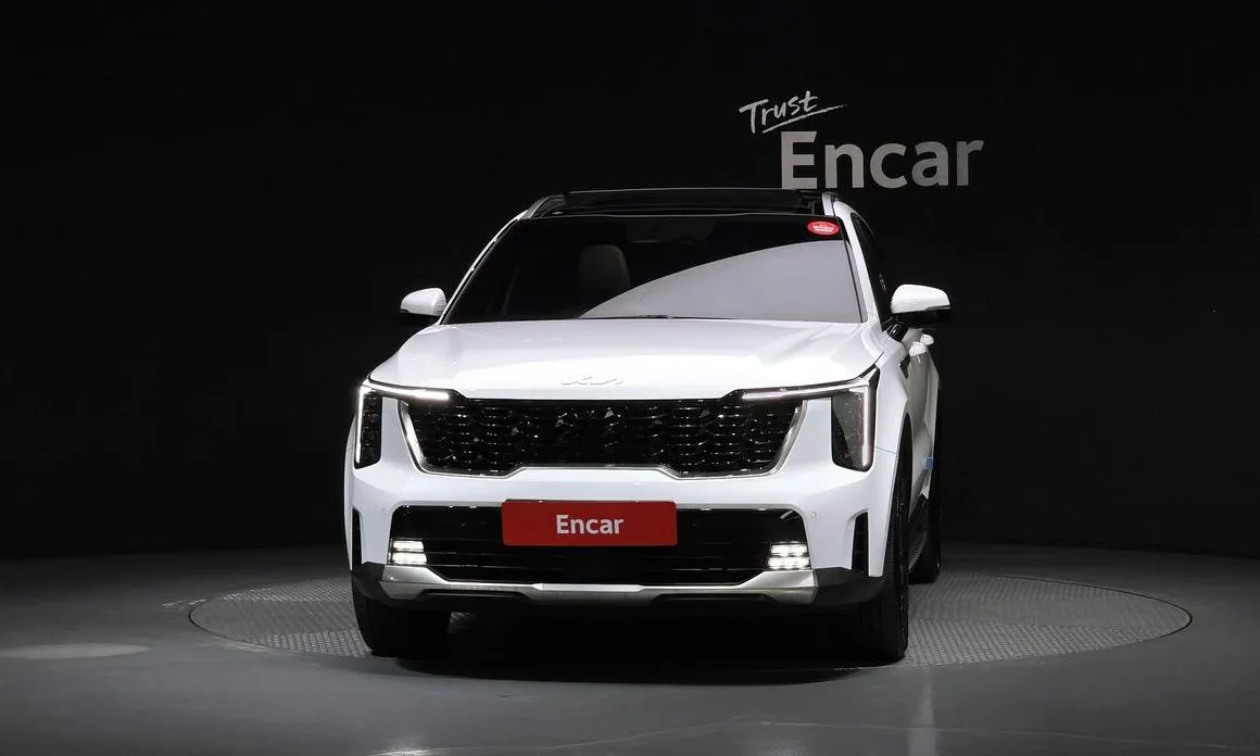 Kia Sorento — фото 6