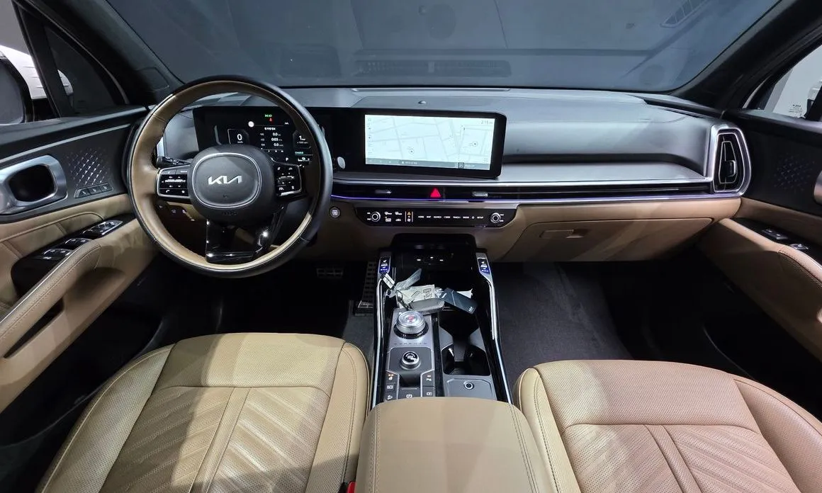 Kia Sorento — фото 10